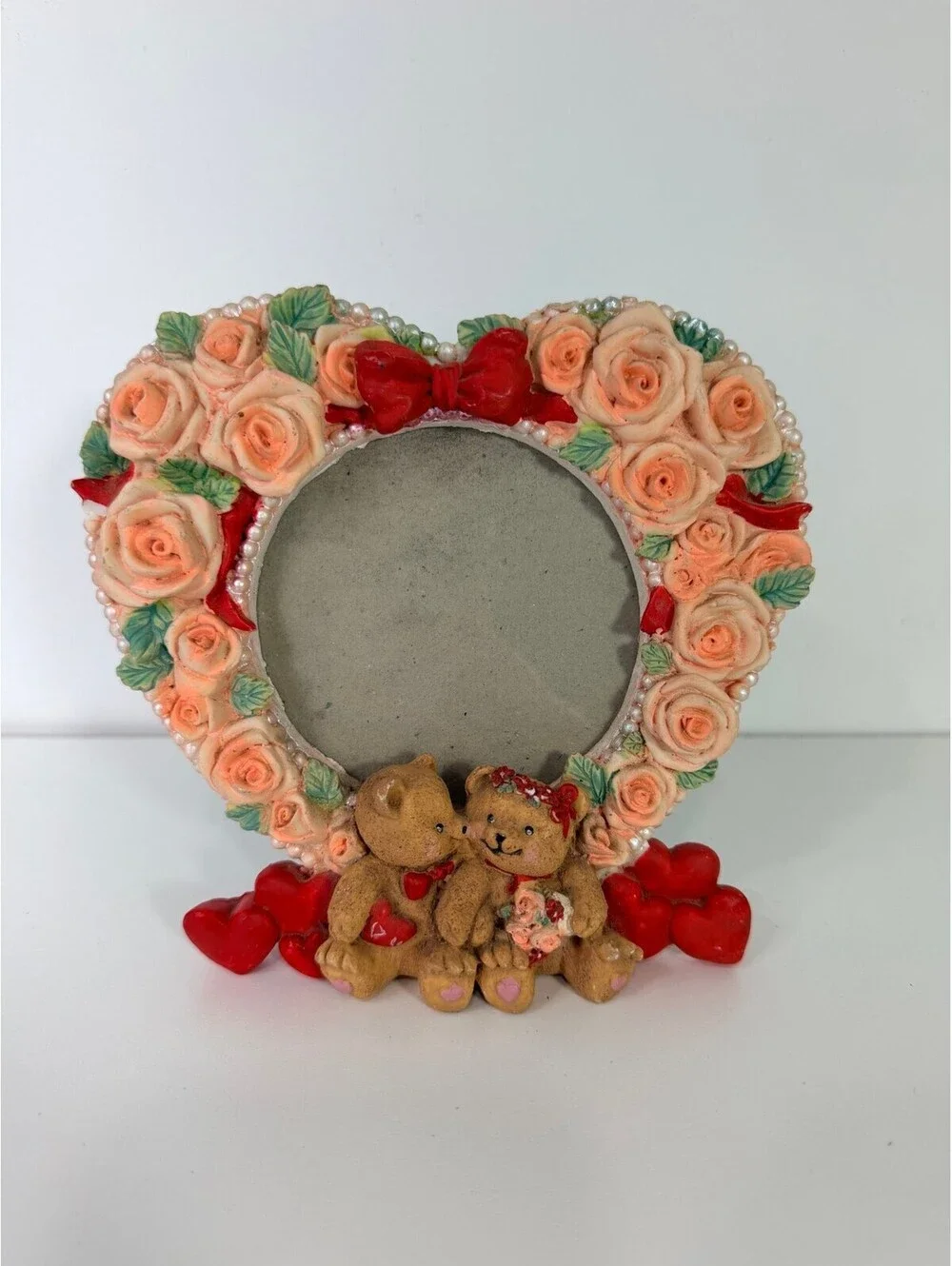 Heart shaped resin picture frame with roses and teddy bears
